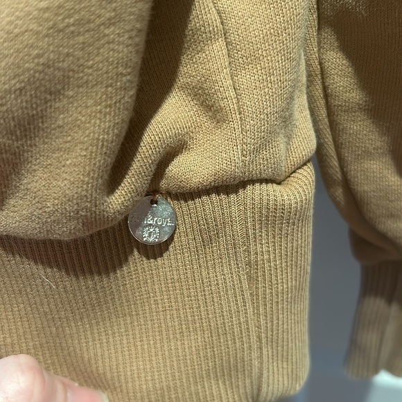 Rich & royal small tan pull over hooded sweatshirt - Picture 4 of 9